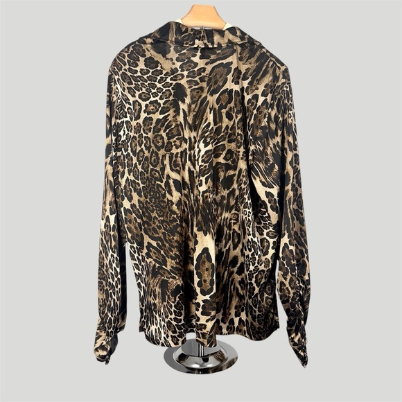 Susan Graver leopard Print Blouse | Women’s XL - Picture 2 of 6